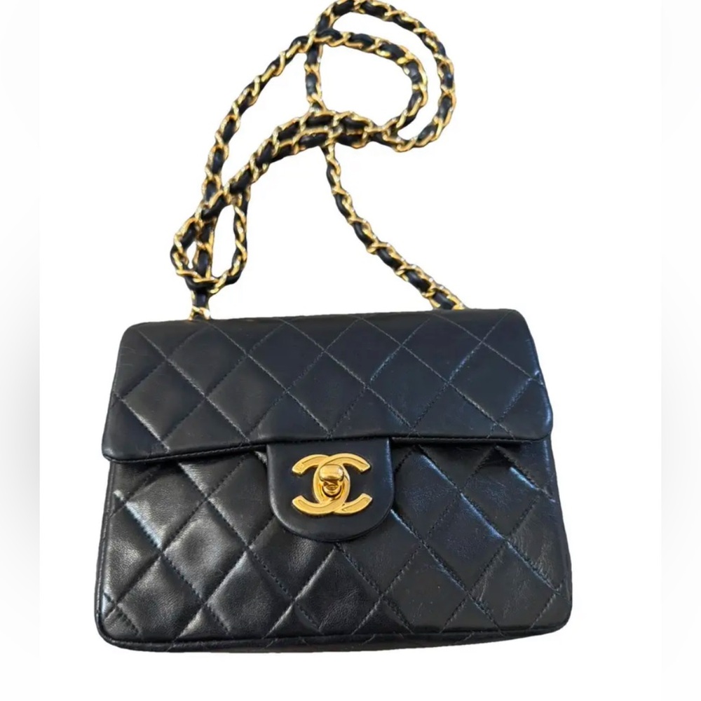 Chanel Classic Black Quilted Crossbody Bag perfect condition no flaws